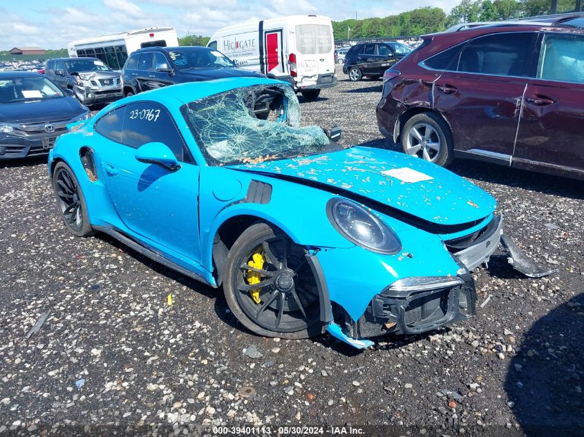 2016 PORSCHE 911 R