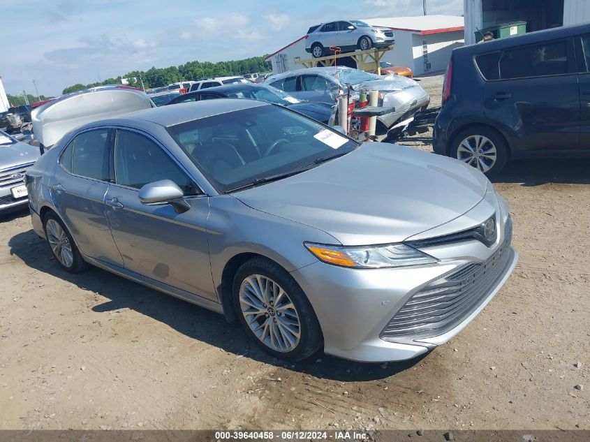 2018 TOYOTA CAMRY XLE