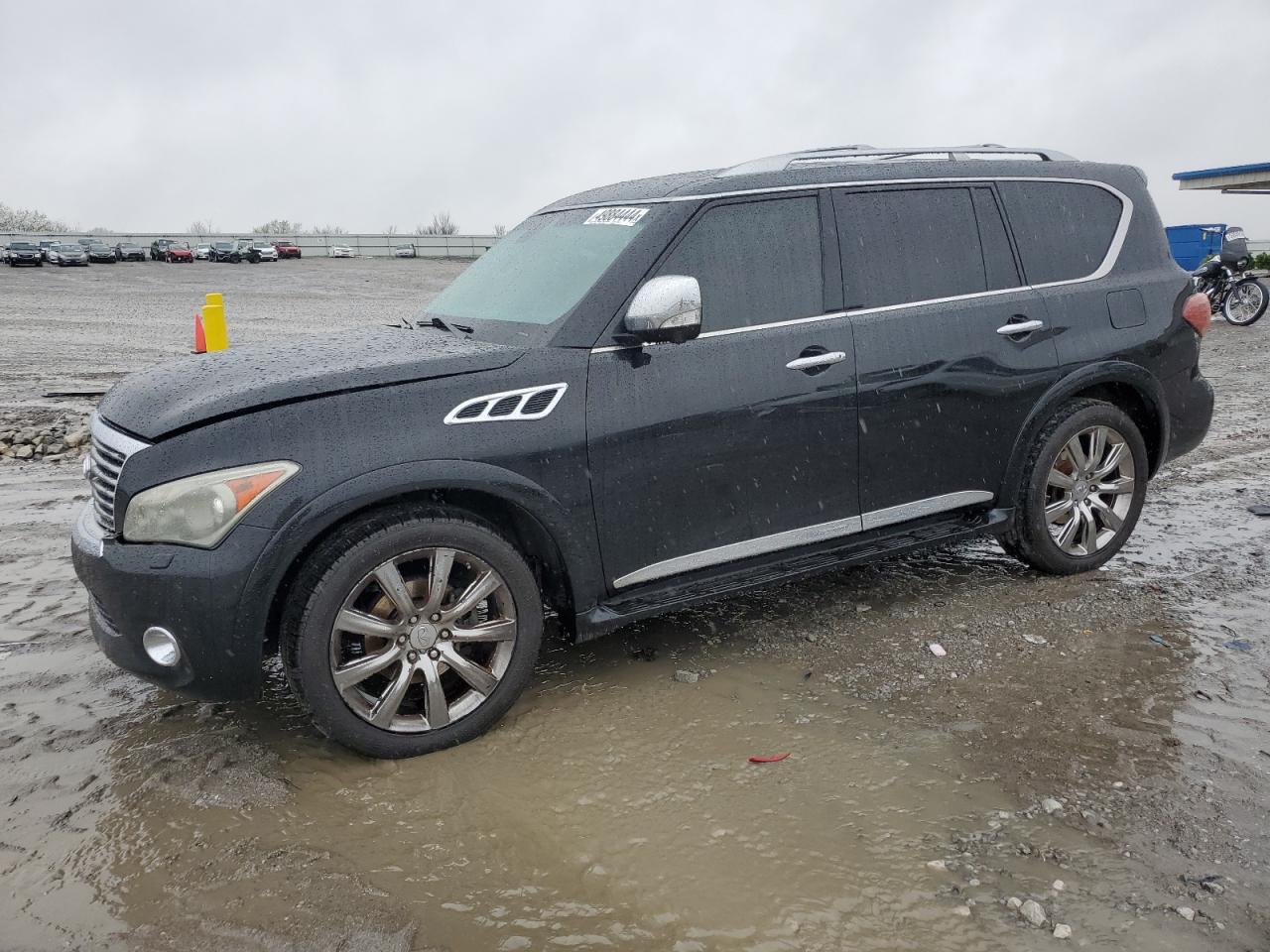 2011 INFINITI QX56