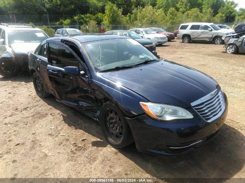 2013 CHRYSLER 200 LX