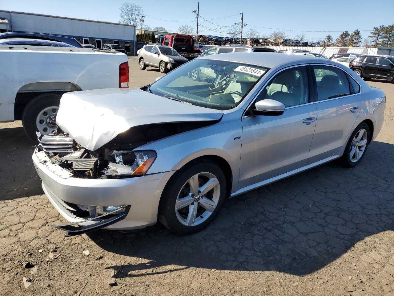 2015 VOLKSWAGEN PASSAT S