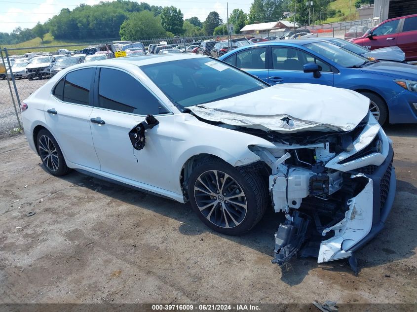 2020 TOYOTA CAMRY SE AWD