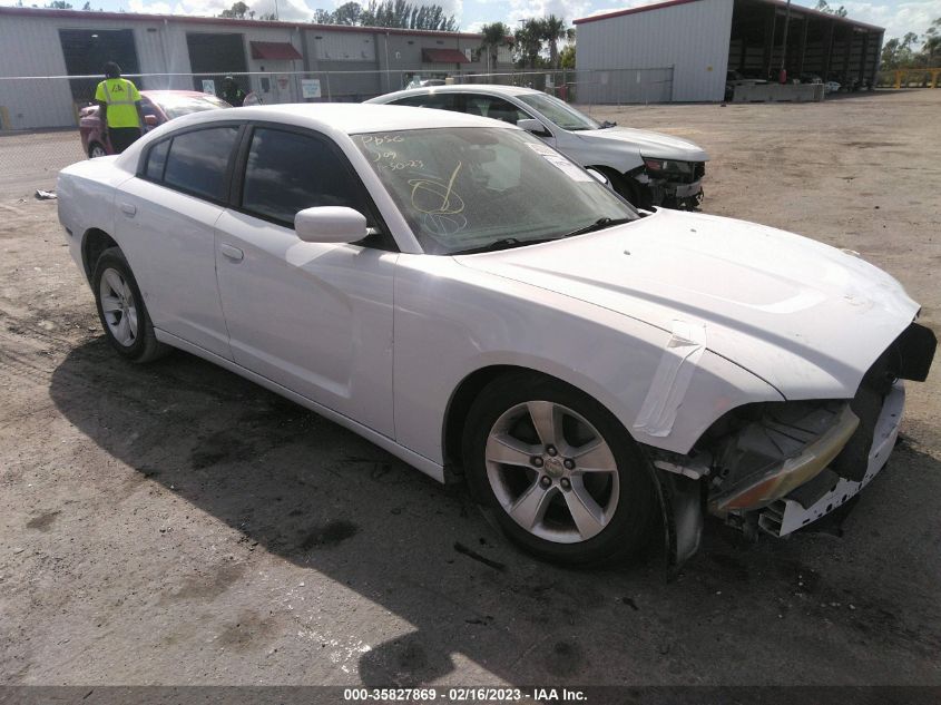 2014 DODGE CHARGER SE