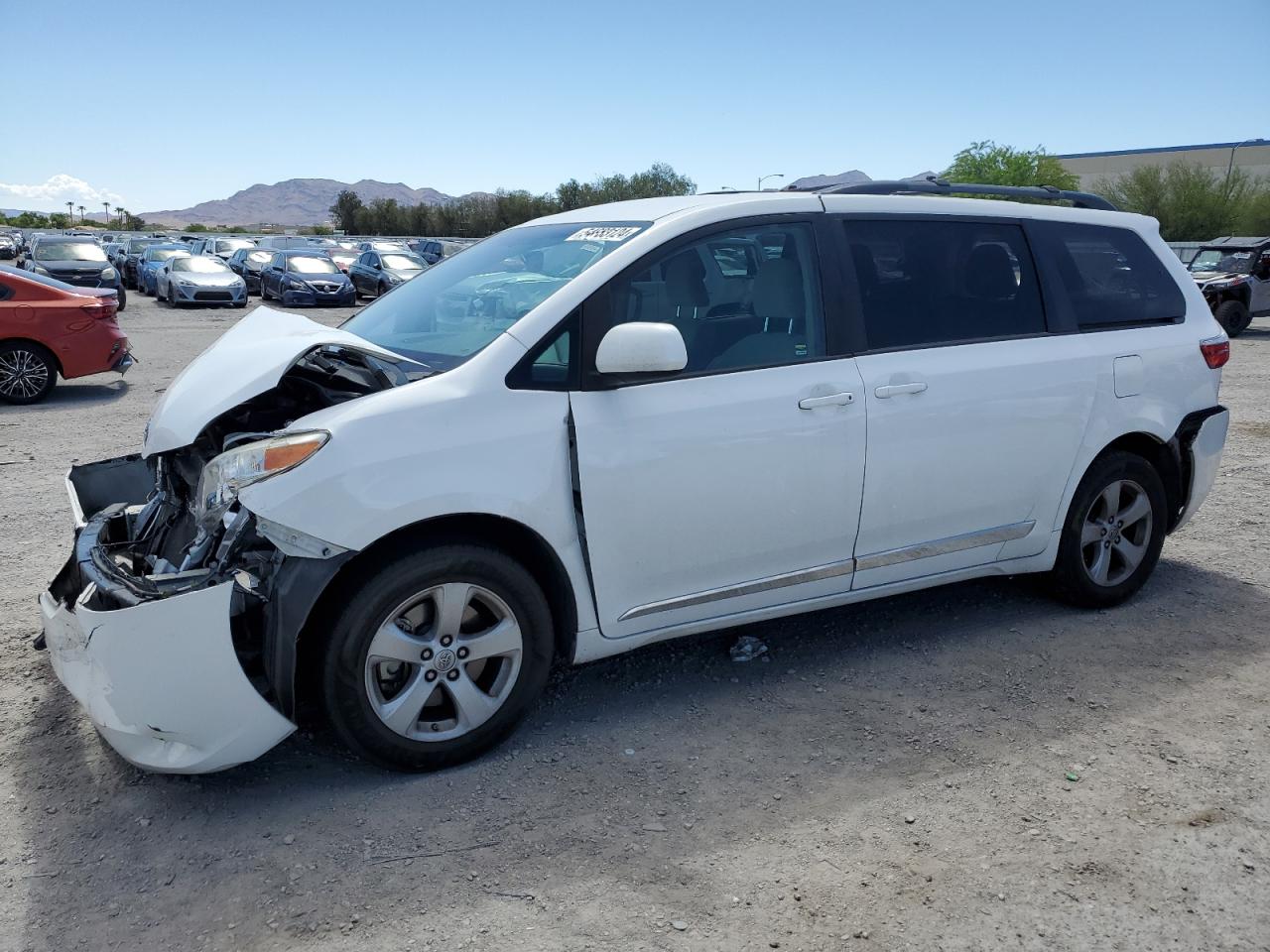 2017 TOYOTA SIENNA LE