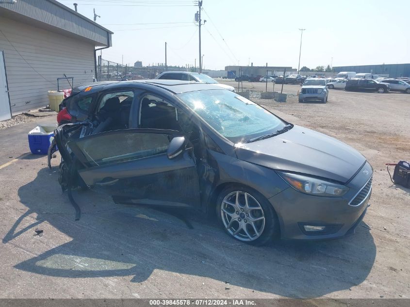 2015 FORD FOCUS SE