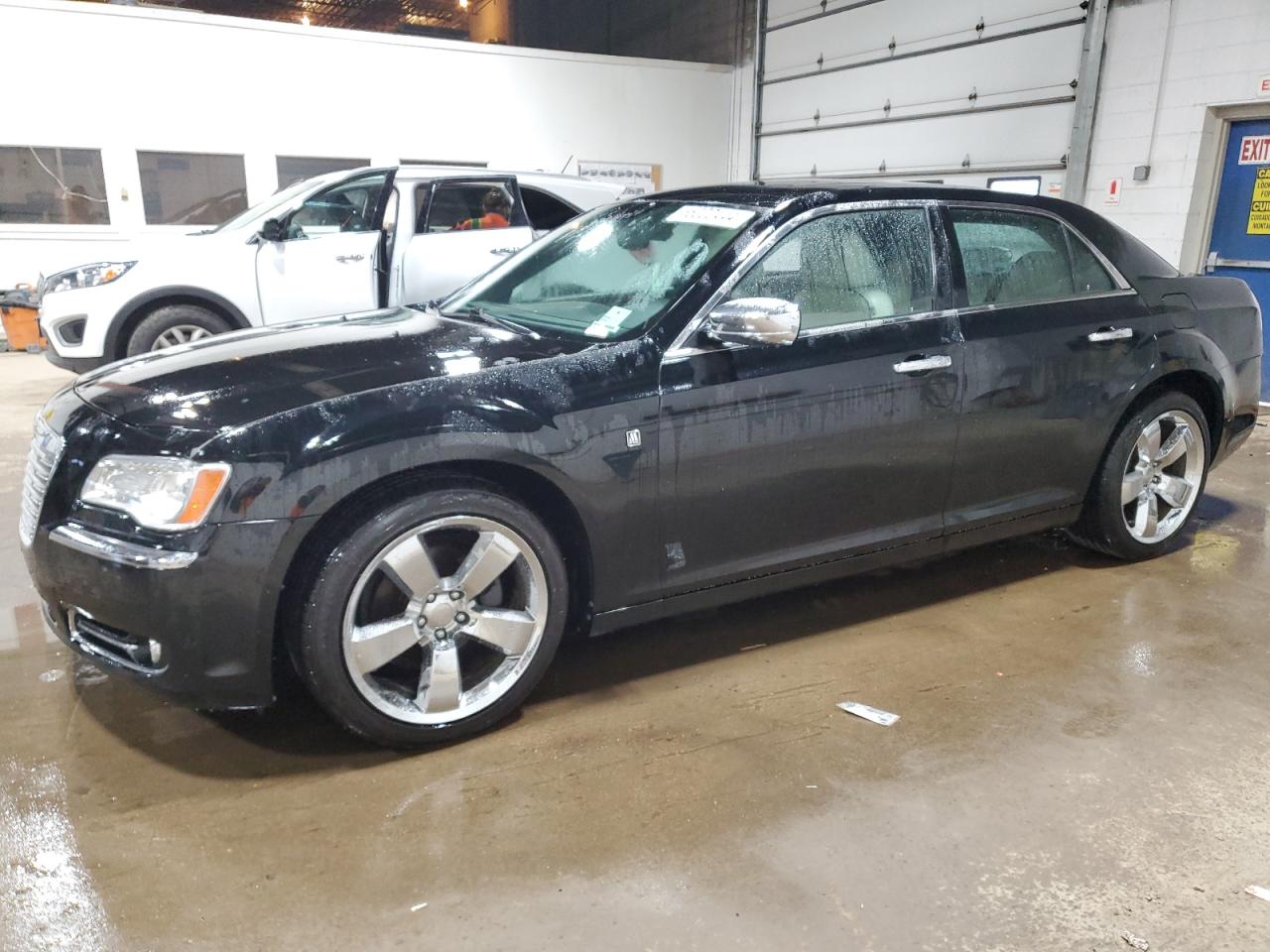 2013 CHRYSLER 300