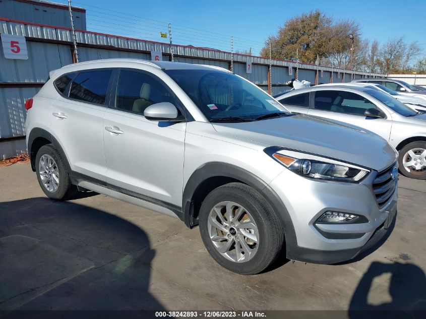 2017 HYUNDAI TUCSON SE