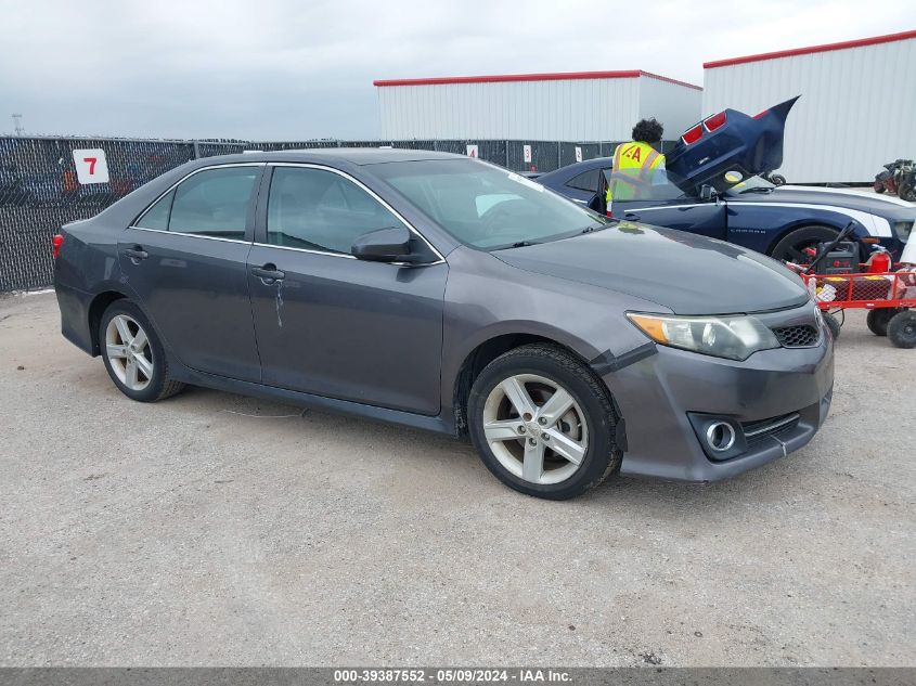 2012 TOYOTA CAMRY SE