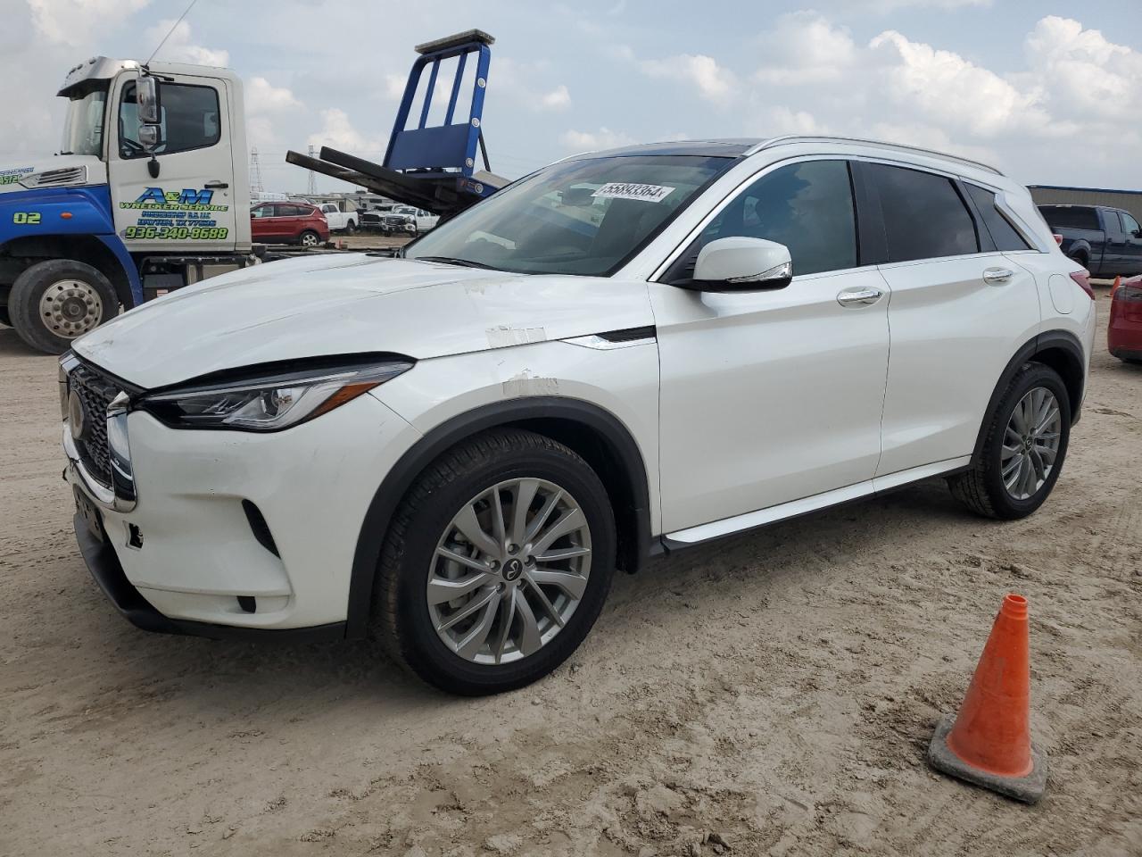 2023 INFINITI QX50 LUXE