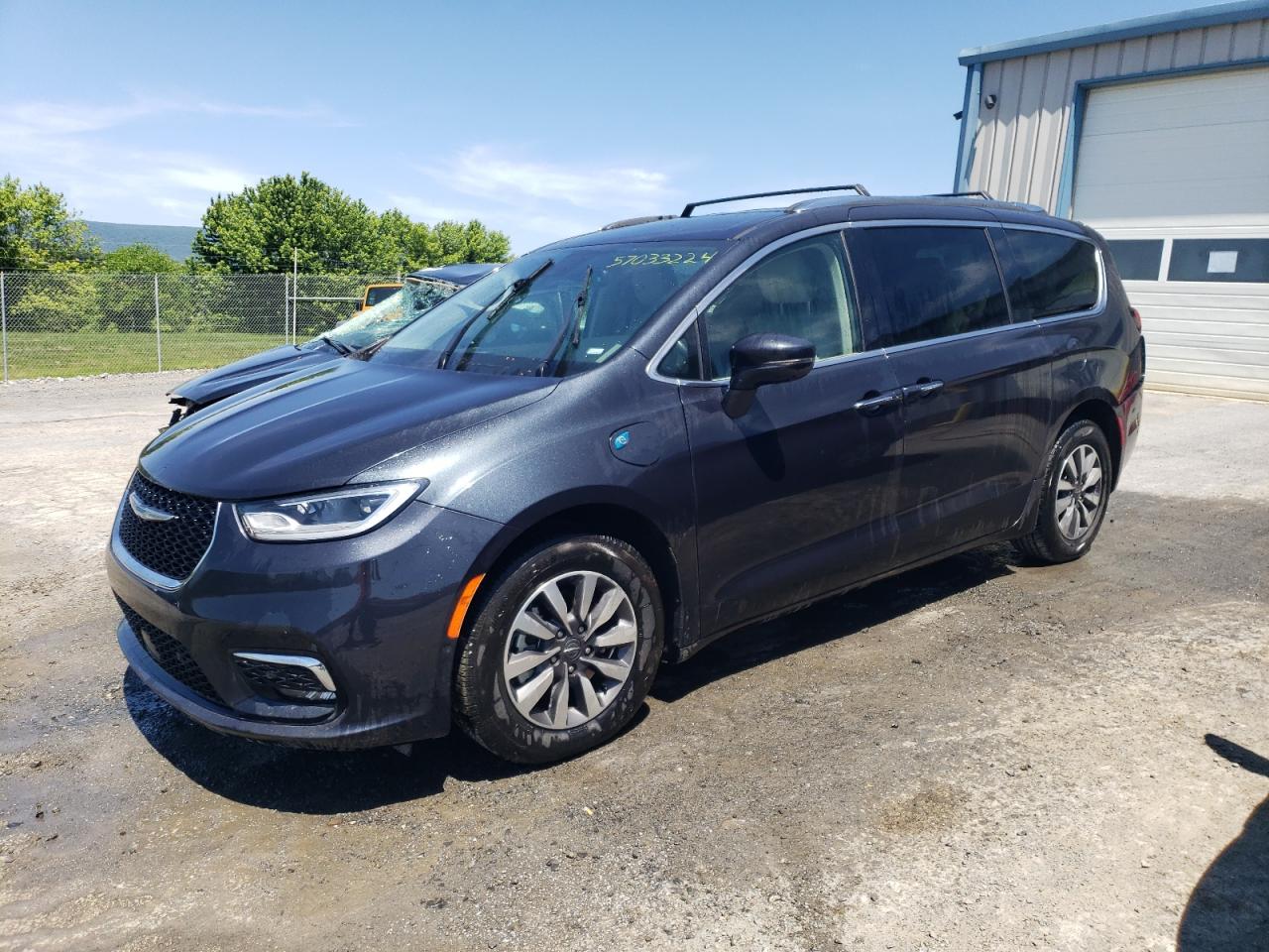 2021 CHRYSLER PACIFICA HYBRID TOURING L