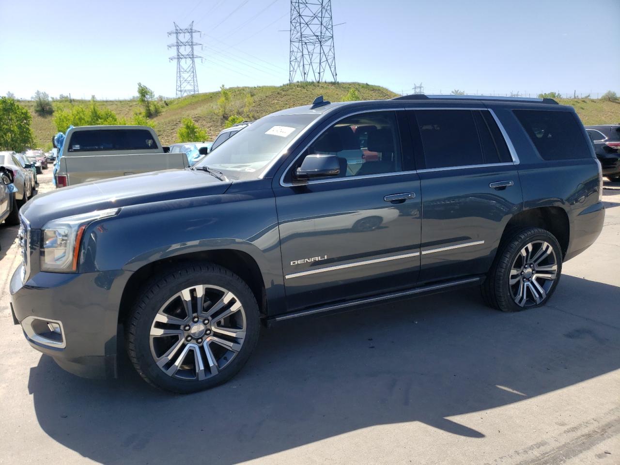 2019 GMC YUKON DENALI