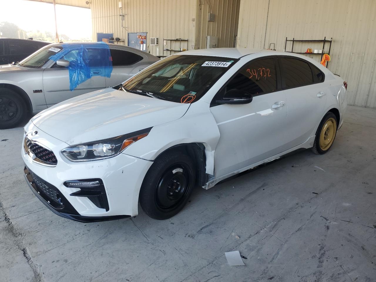 2021 KIA FORTE GT LINE