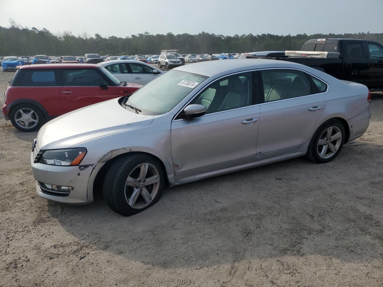 2015 VOLKSWAGEN PASSAT S