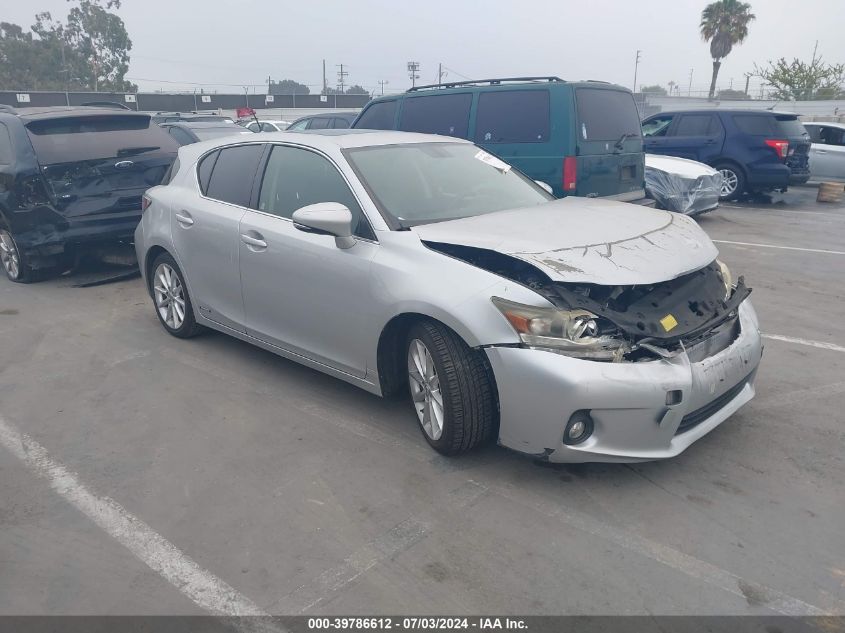 2013 LEXUS CT 200