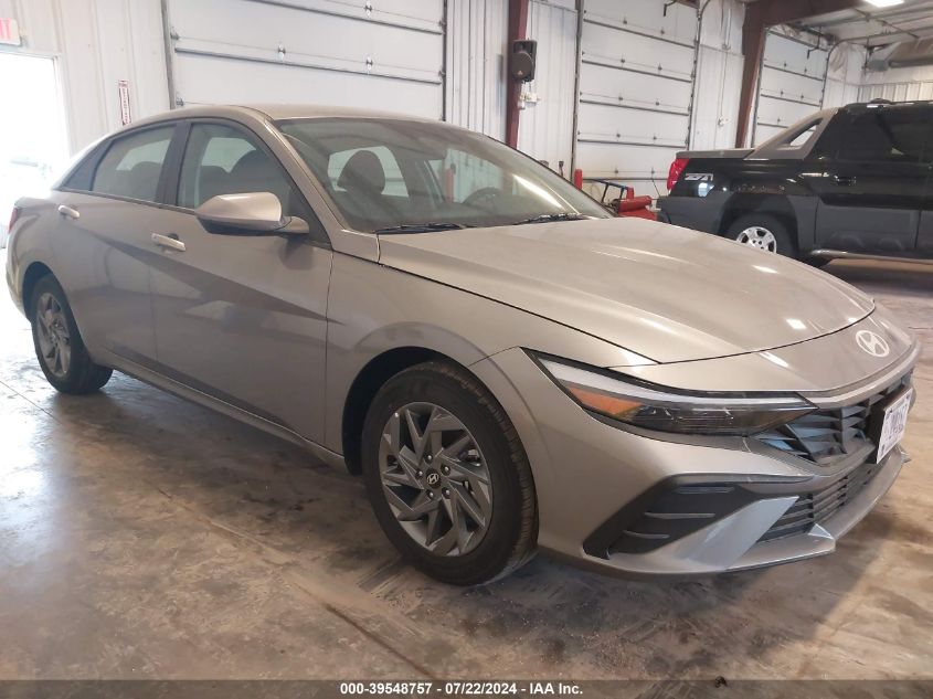 2024 HYUNDAI ELANTRA HYBRID BLUE