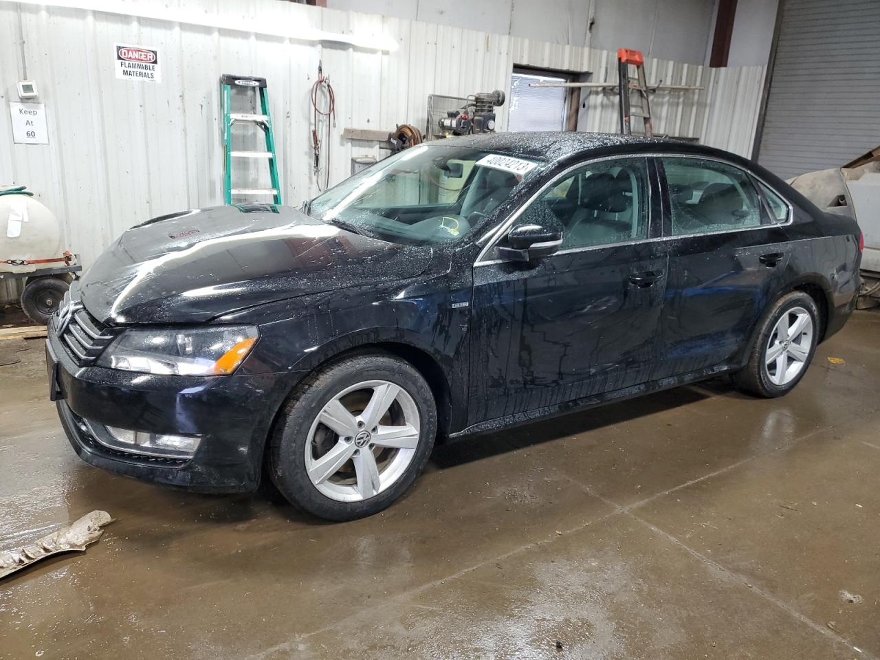 2015 VOLKSWAGEN PASSAT S