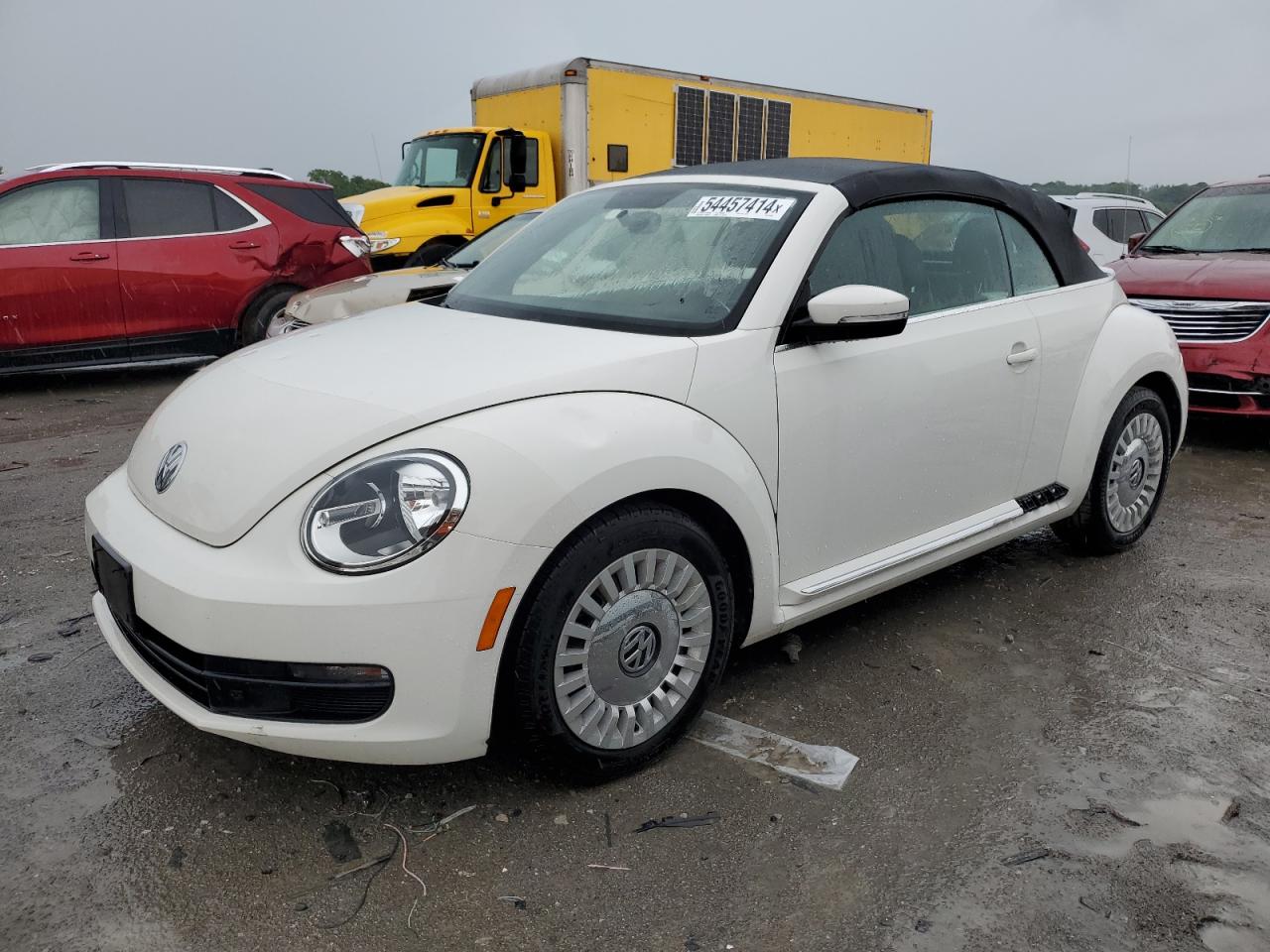 2013 VOLKSWAGEN BEETLE