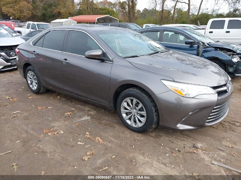 2016 TOYOTA CAMRY LE