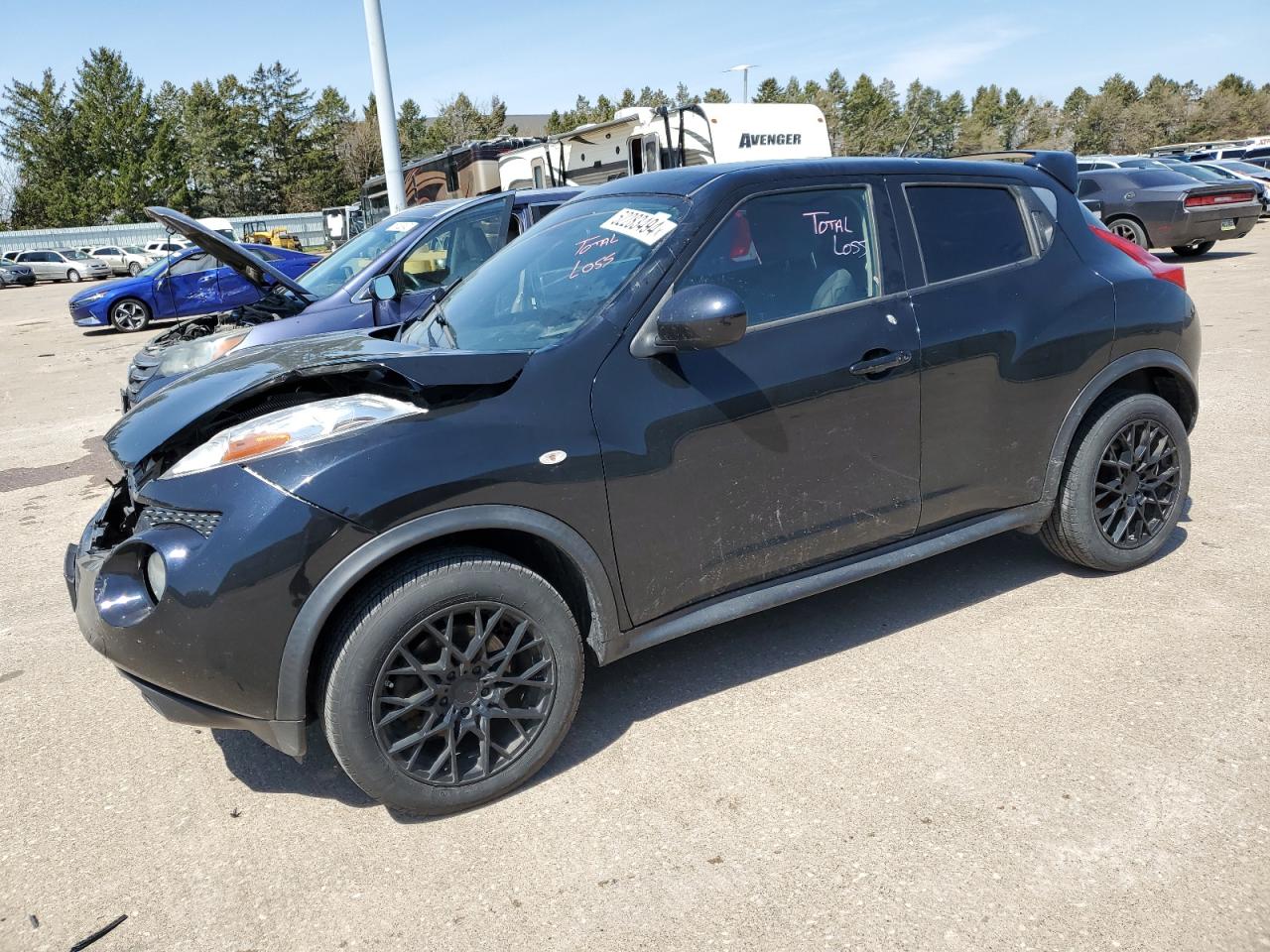 2014 NISSAN JUKE S