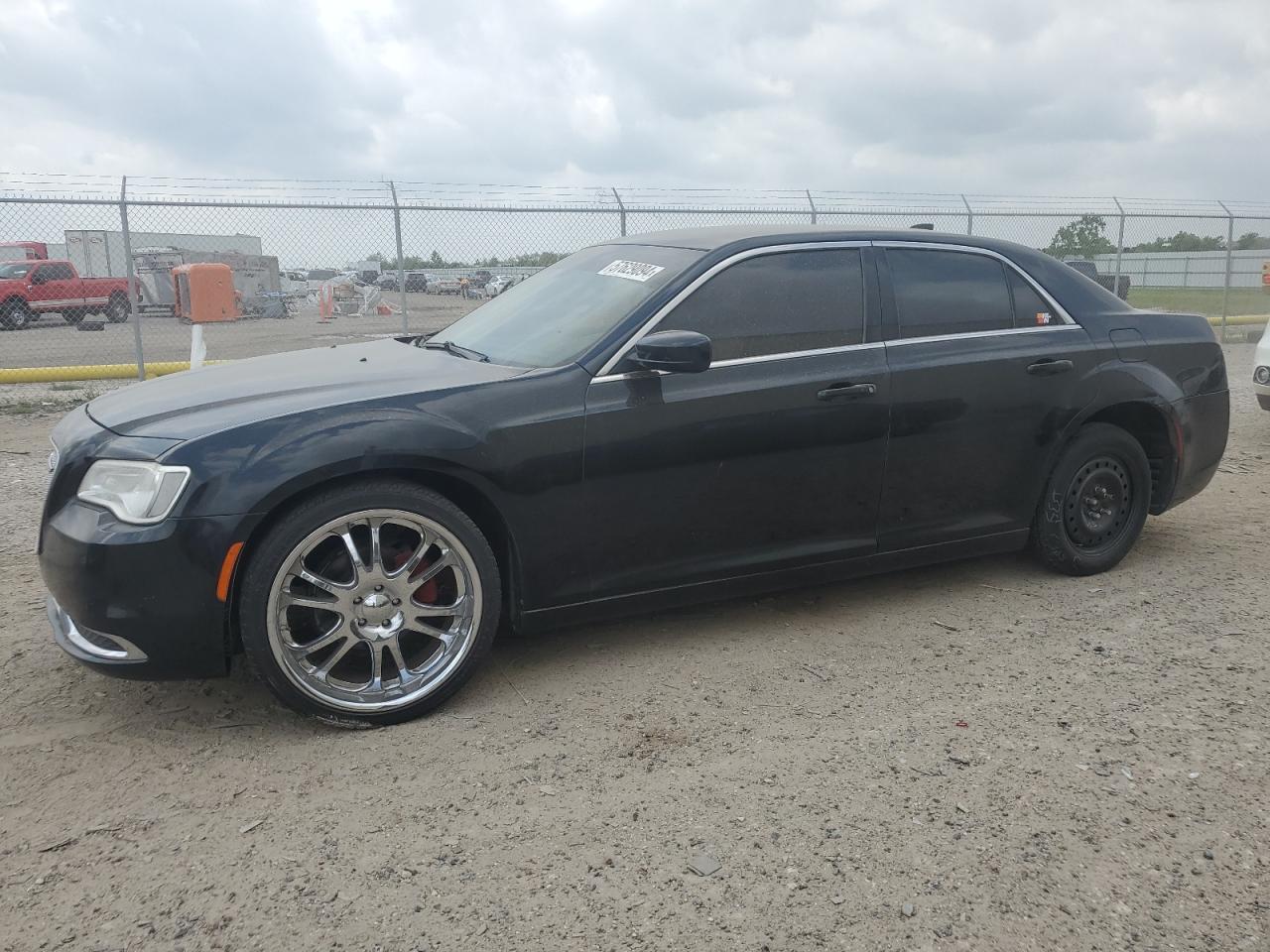 2015 CHRYSLER 300 LIMITED