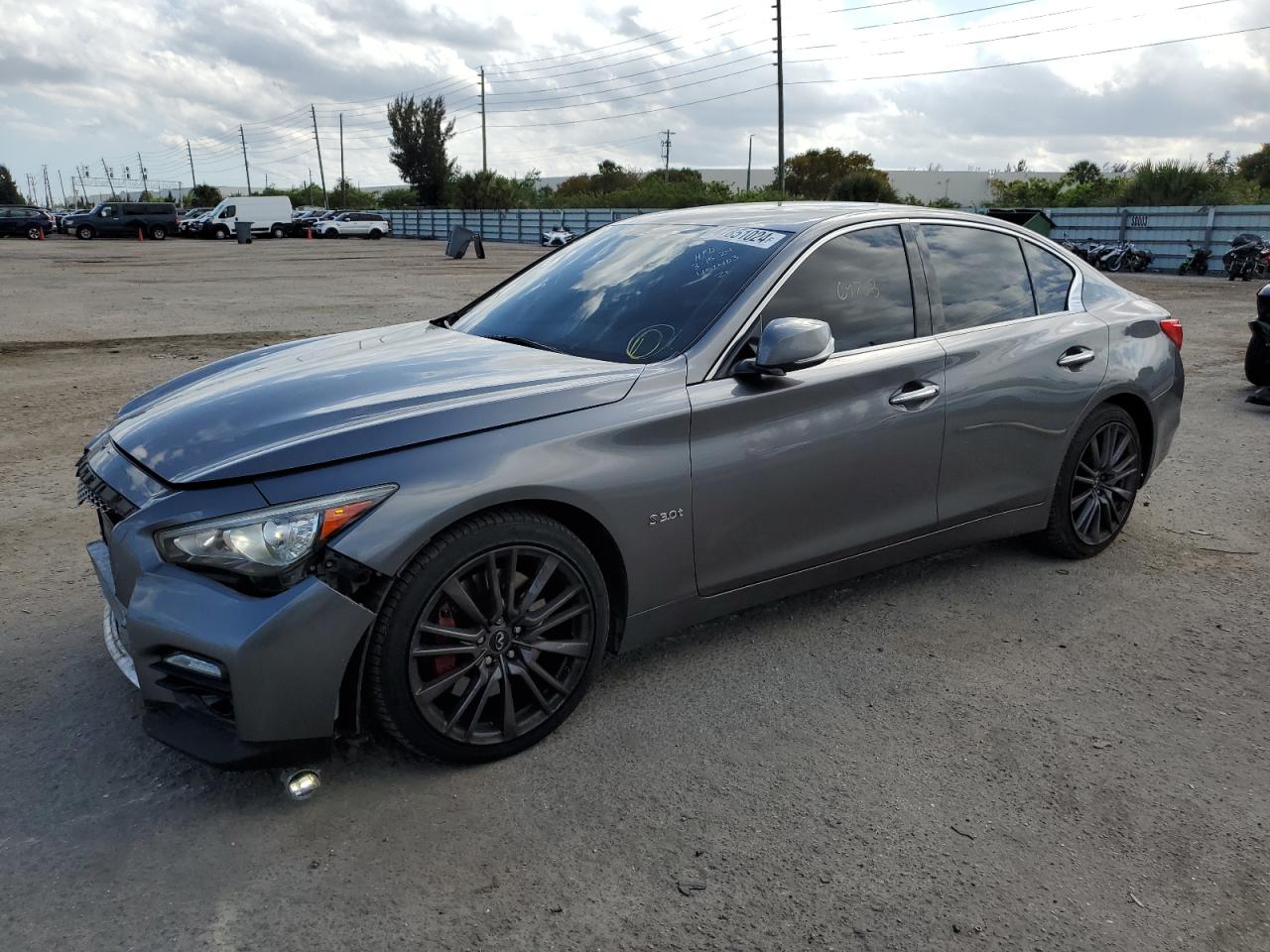 2016 INFINITI Q50 RED SPORT 400