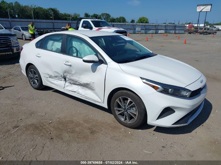 2023 KIA FORTE LXS