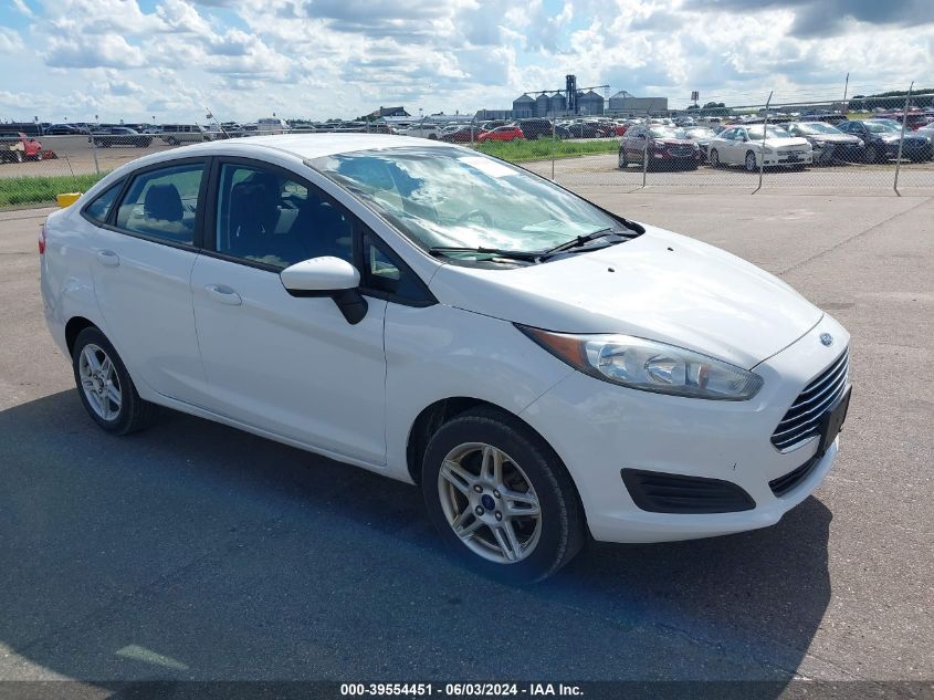 2017 FORD FIESTA SE