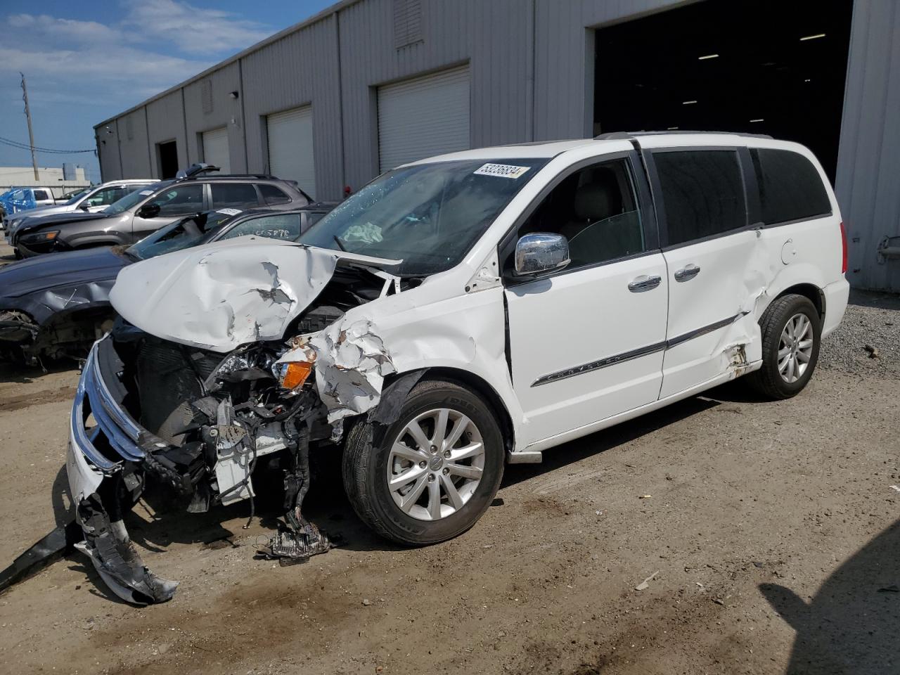 2015 CHRYSLER TOWN & COUNTRY LIMITED PLATINUM