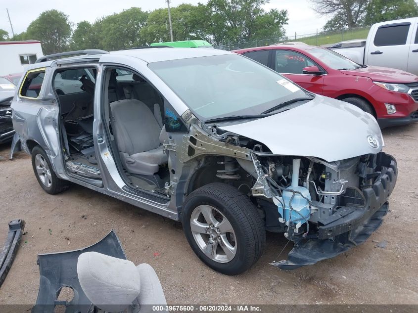 2017 TOYOTA SIENNA LE 8 PASSENGER