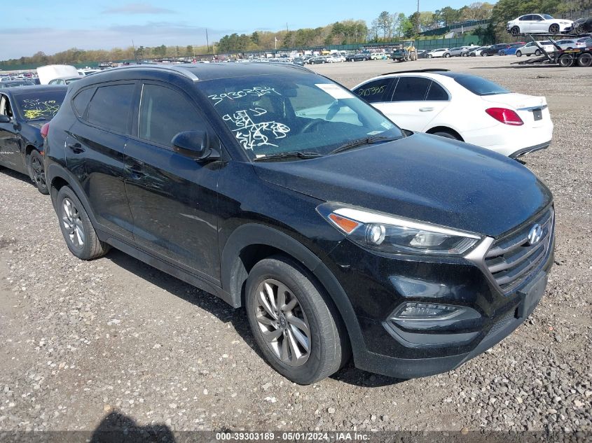 2016 HYUNDAI TUCSON SE