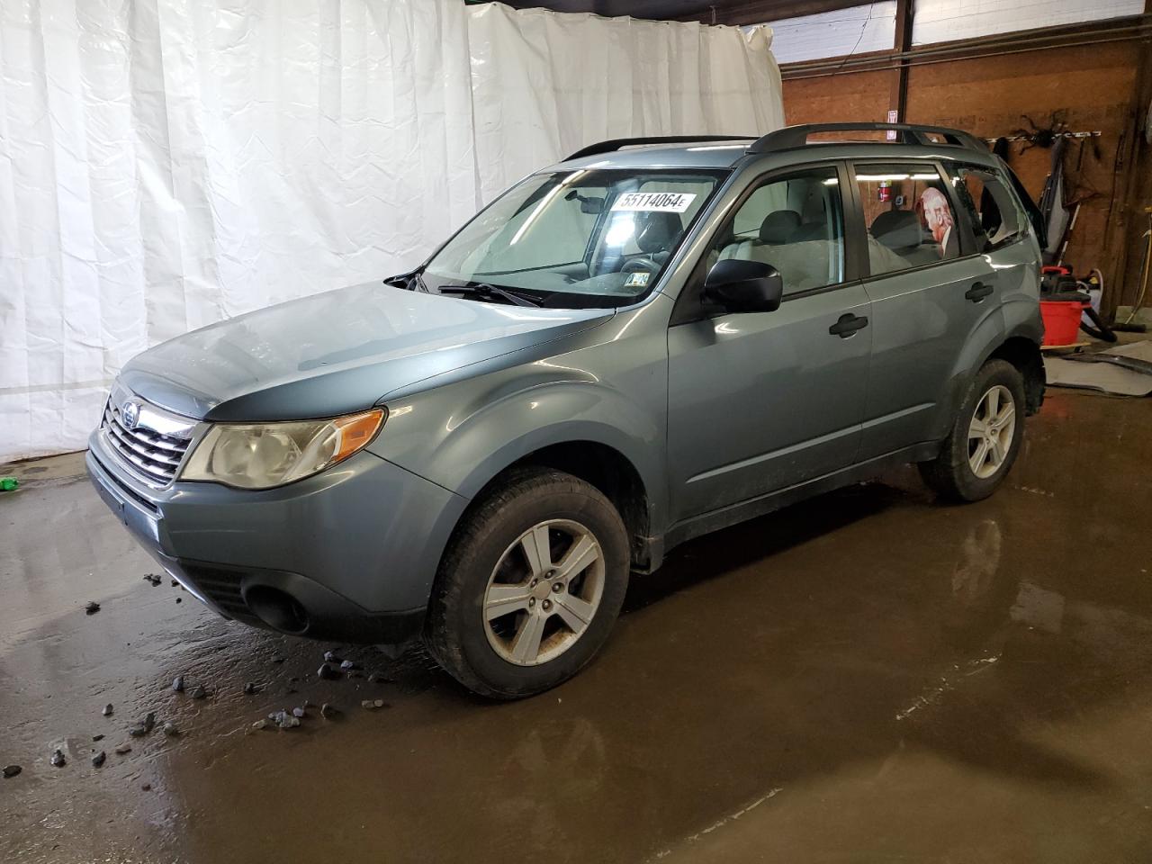 2010 SUBARU FORESTER XS