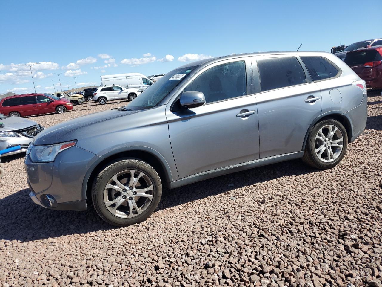 2015 MITSUBISHI OUTLANDER SE