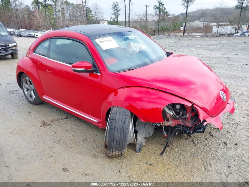 2013 VOLKSWAGEN BEETLE 2.0L TDI