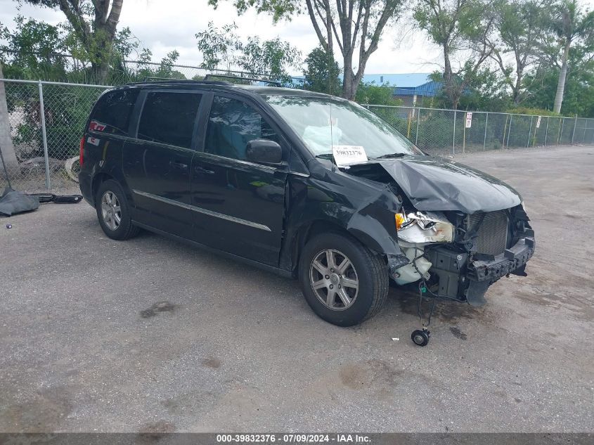 2013 CHRYSLER TOWN & COUNTRY TOURING