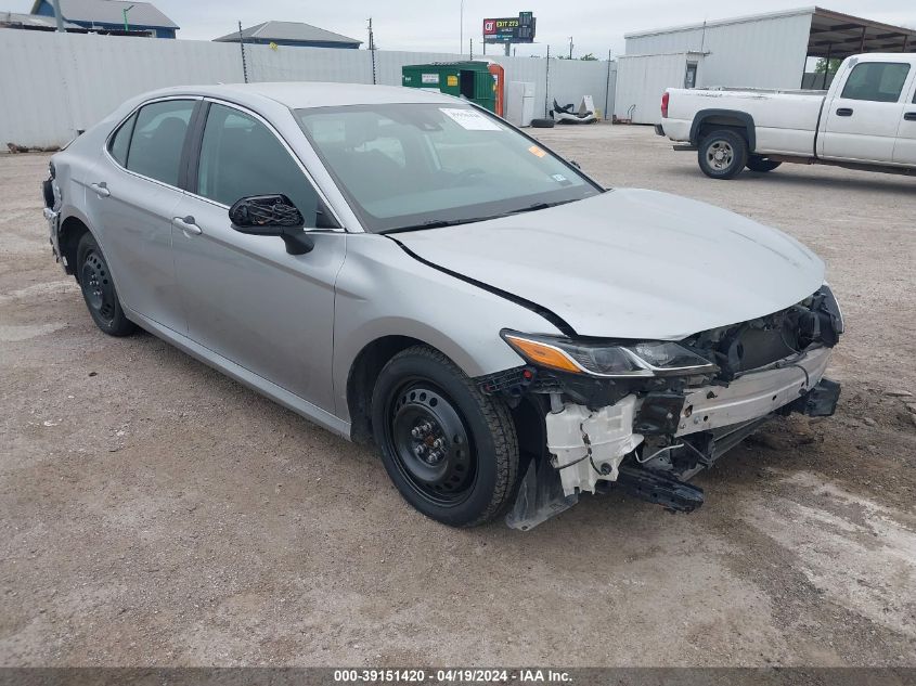 2019 TOYOTA CAMRY LE