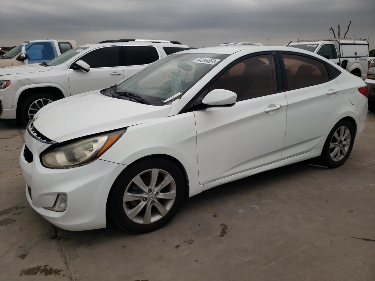 2013 HYUNDAI ACCENT GLS