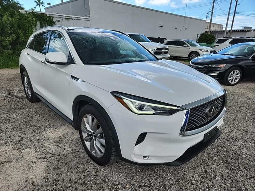 2021 INFINITI QX50 LUXE