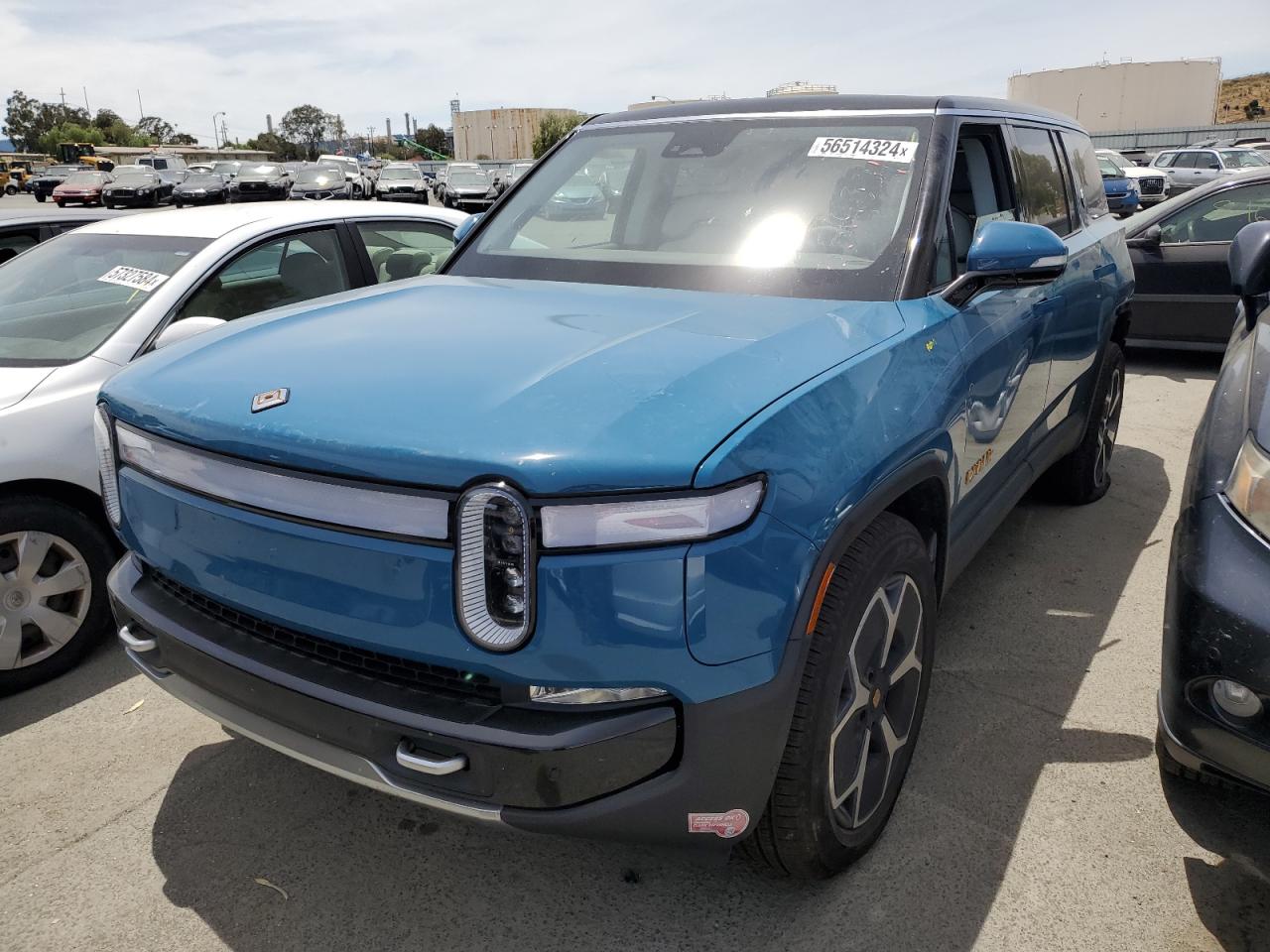 2024 RIVIAN R1S ADVENTURE