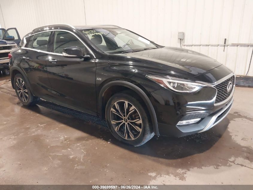 2017 INFINITI QX30 PREMIUM