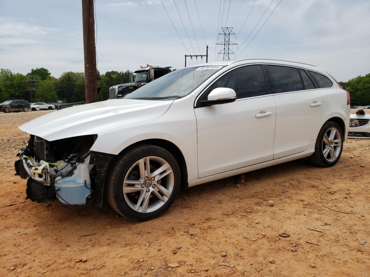 2015 VOLVO V60 PREMIER+