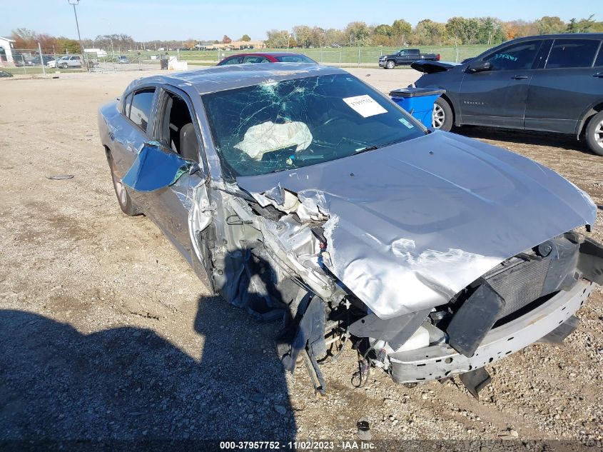 2013 DODGE CHARGER SE