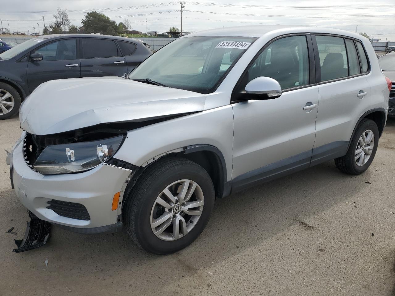 2013 VOLKSWAGEN TIGUAN S