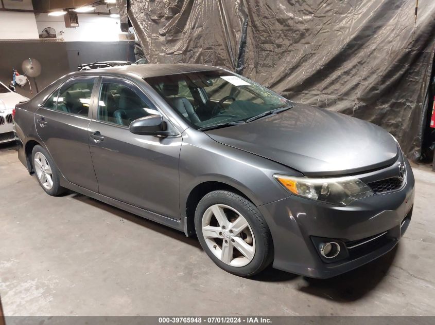 2013 TOYOTA CAMRY SE