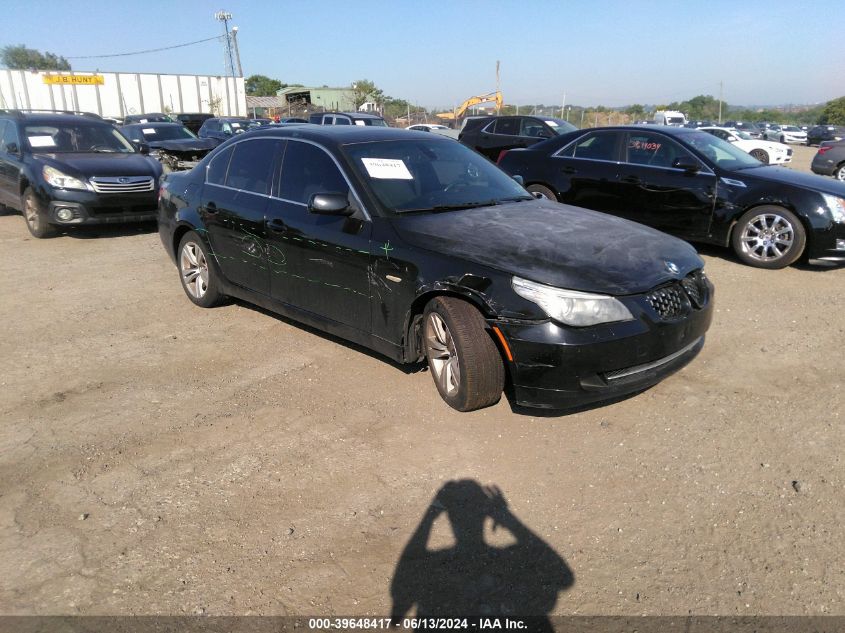 2010 BMW 528I