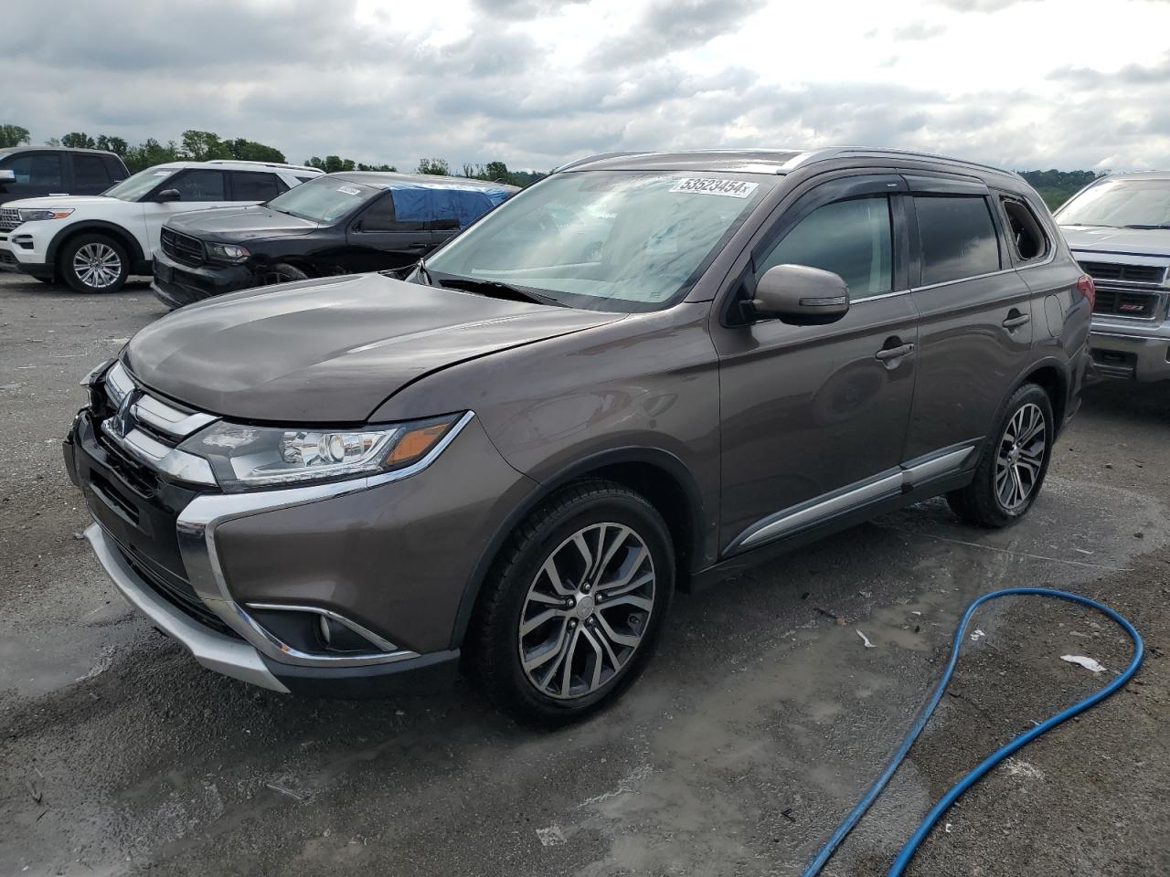 2017 MITSUBISHI OUTLANDER SE