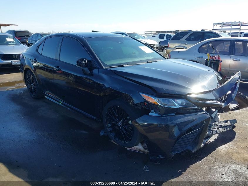 2020 TOYOTA CAMRY SE NIGHTSHADE EDITION