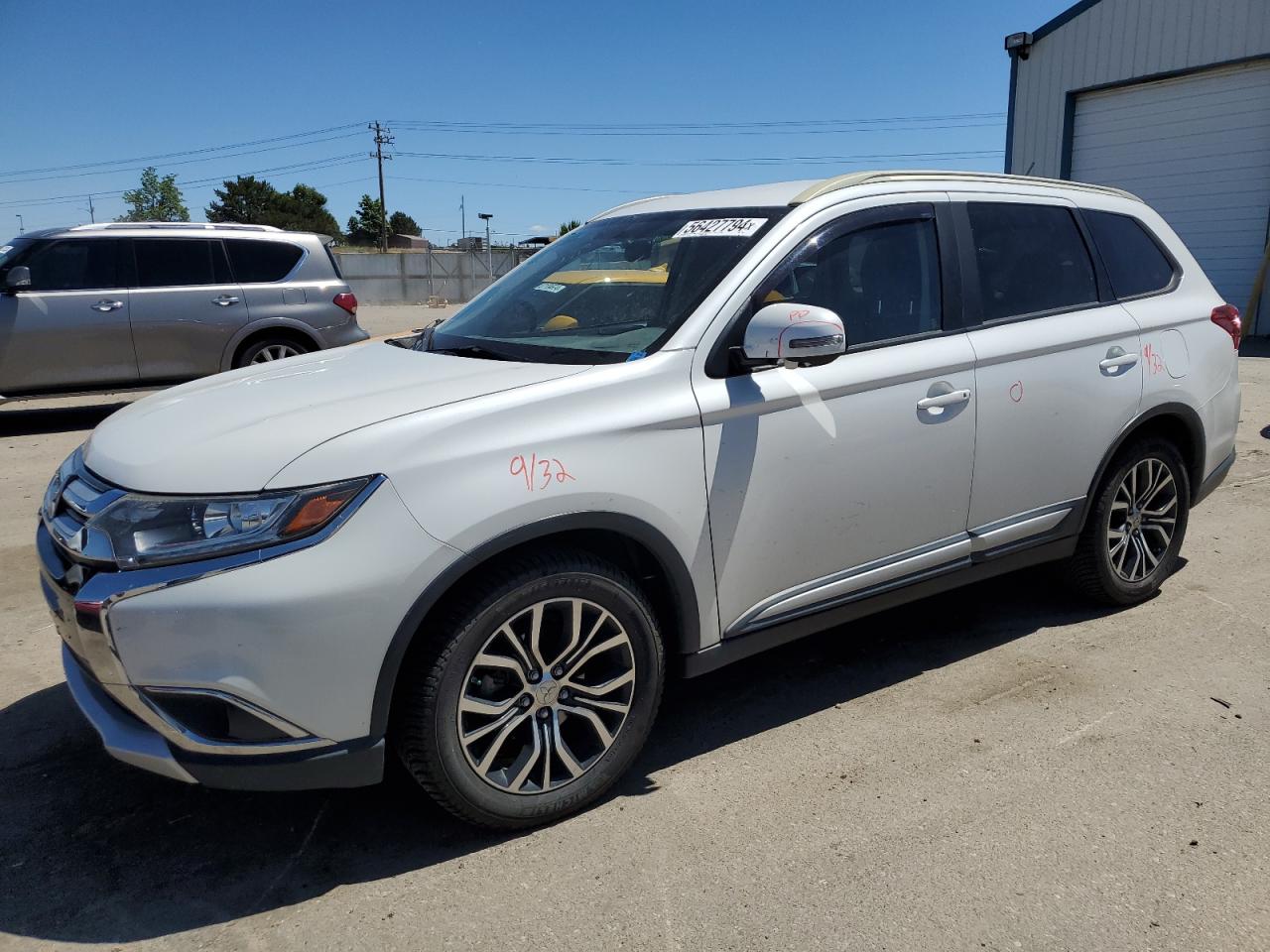 2016 MITSUBISHI OUTLANDER SE