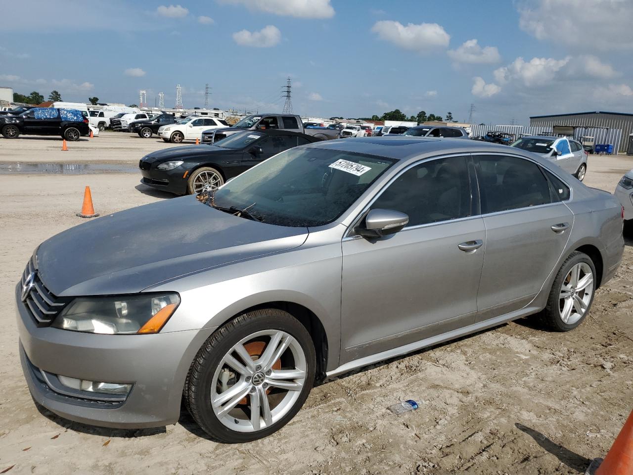 2012 VOLKSWAGEN PASSAT SE