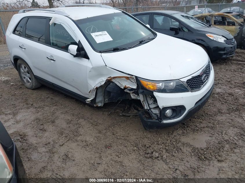 2013 KIA SORENTO LX