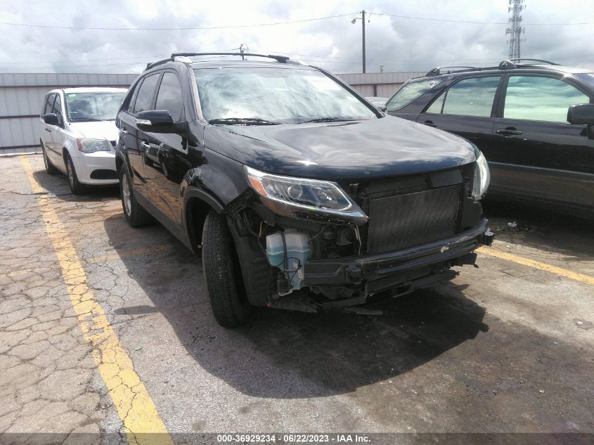 2015 KIA SORENTO LX